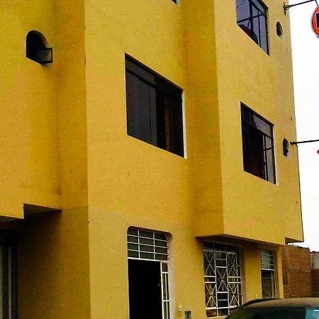 Hospedaje Luna Llena San Vicente de Cañete Zewnętrze zdjęcie