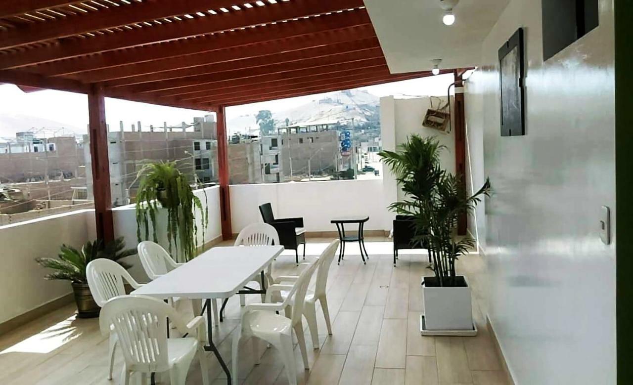 Hospedaje Luna Llena San Vicente de Cañete Zewnętrze zdjęcie